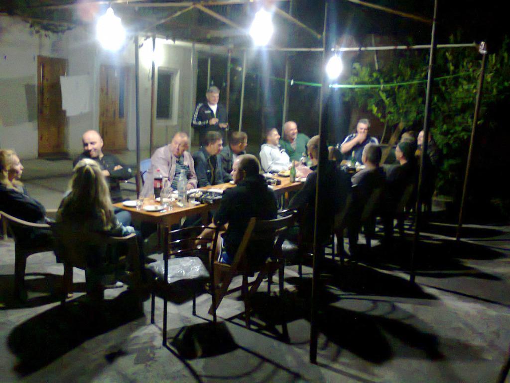 Giorgi'S Homestay Koetaisi Buitenkant foto