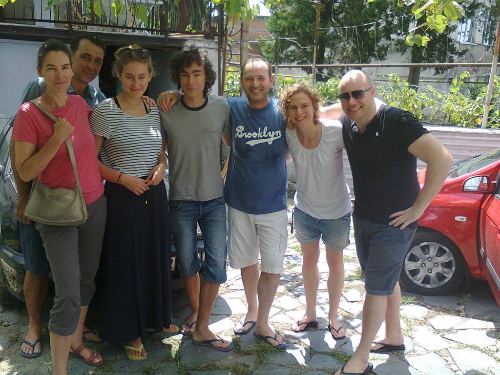 Giorgi'S Homestay Koetaisi Buitenkant foto
