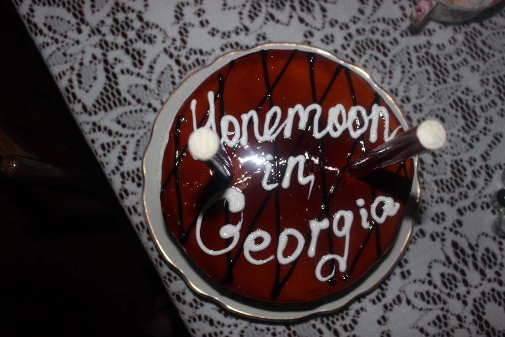 Giorgi'S Homestay Koetaisi Buitenkant foto