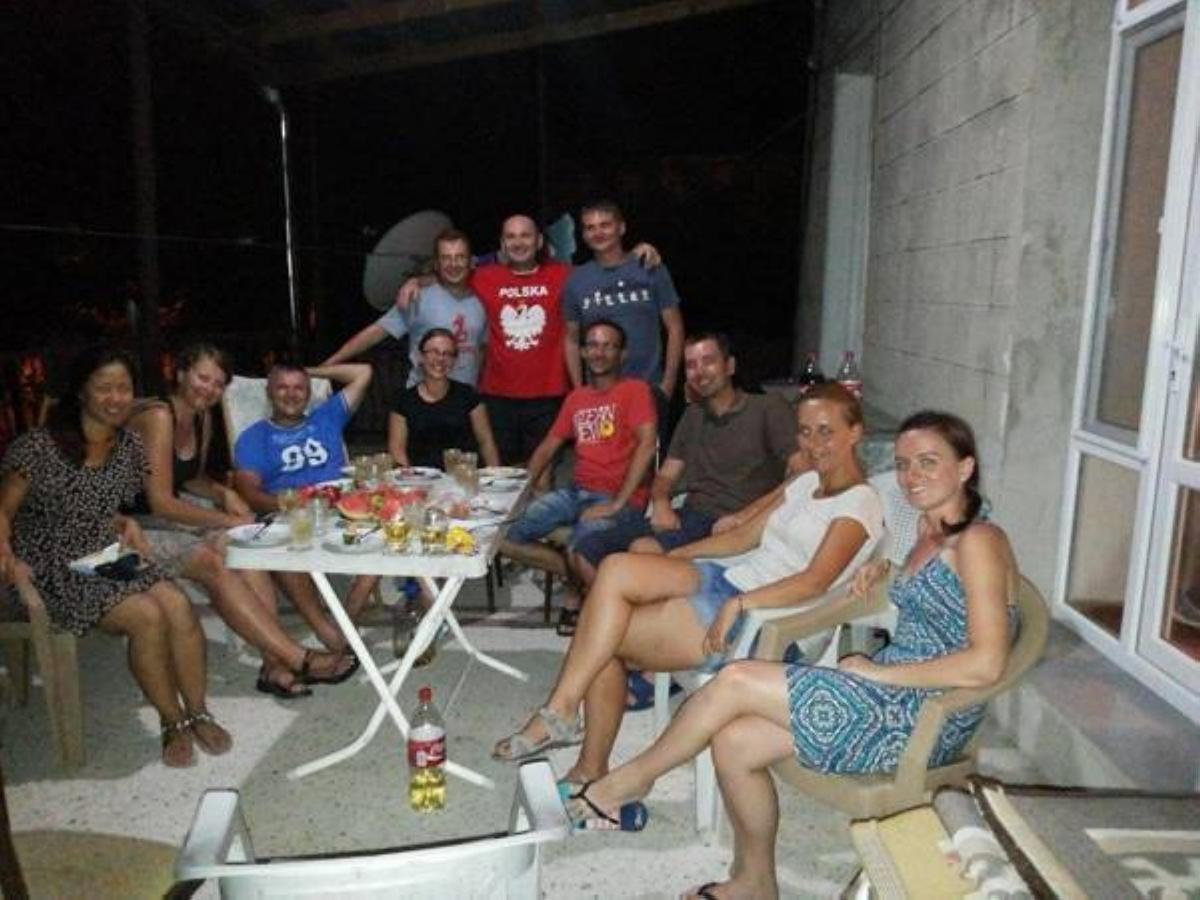 Giorgi'S Homestay Koetaisi Buitenkant foto